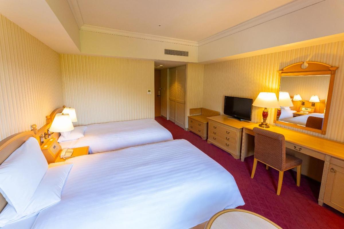 Hotel Okura Jr Huis Ten Bosch Sasebo Eksteriør bilde A room at the hotel
